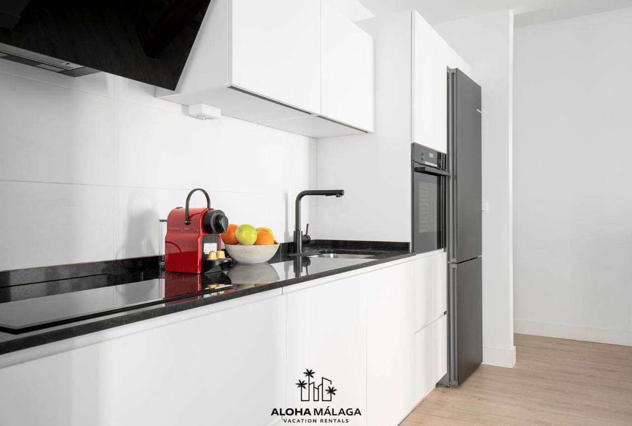 Luxury Duplex With Pool And Padel Court In Town Leilighet Málaga Eksteriør bilde