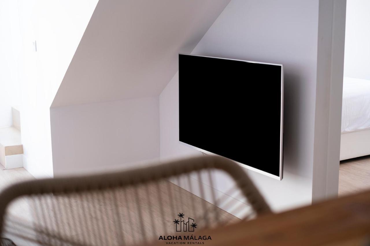 Luxury Duplex With Pool And Padel Court In Town Leilighet Málaga Eksteriør bilde