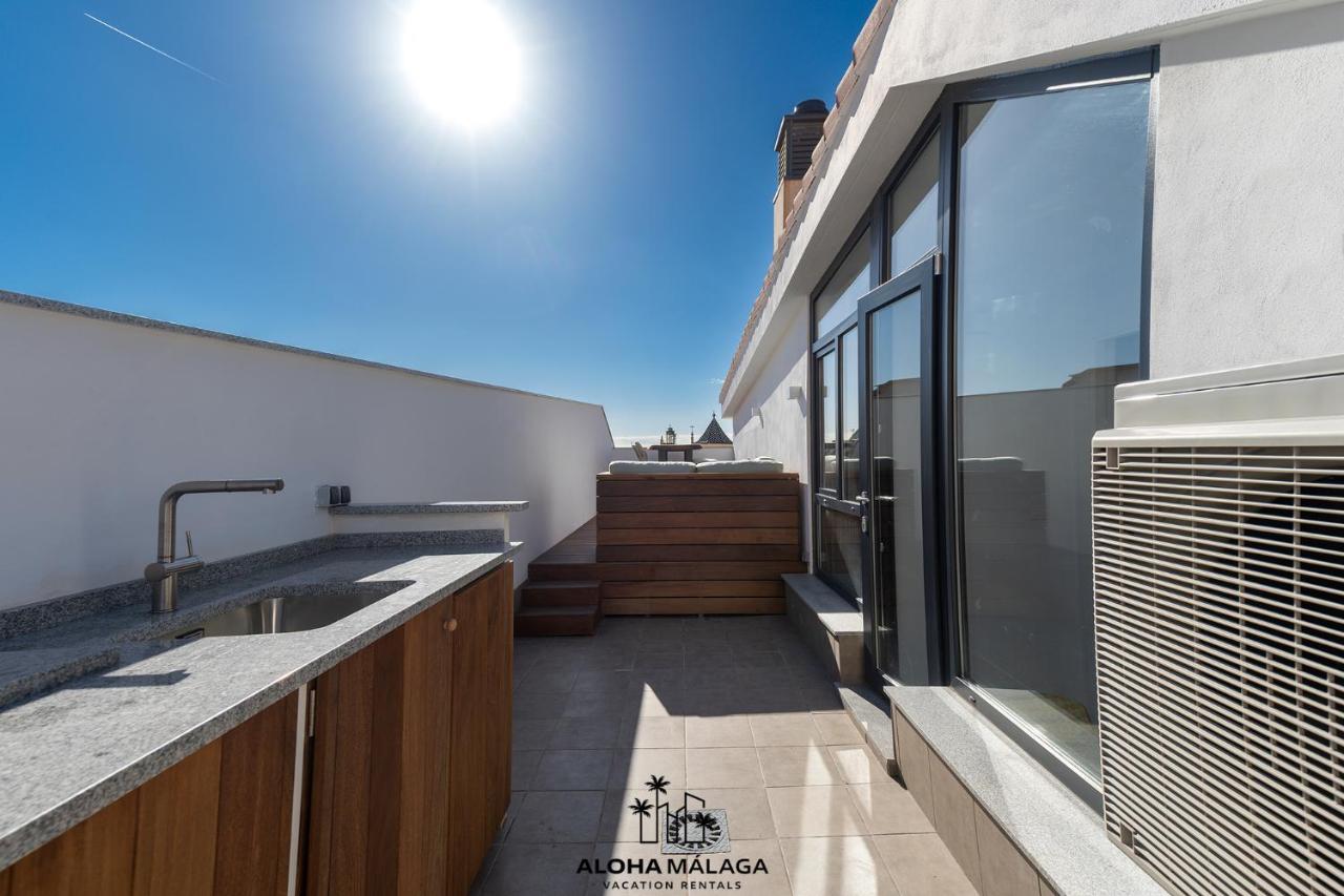 Luxury Duplex With Pool And Padel Court In Town Leilighet Málaga Eksteriør bilde